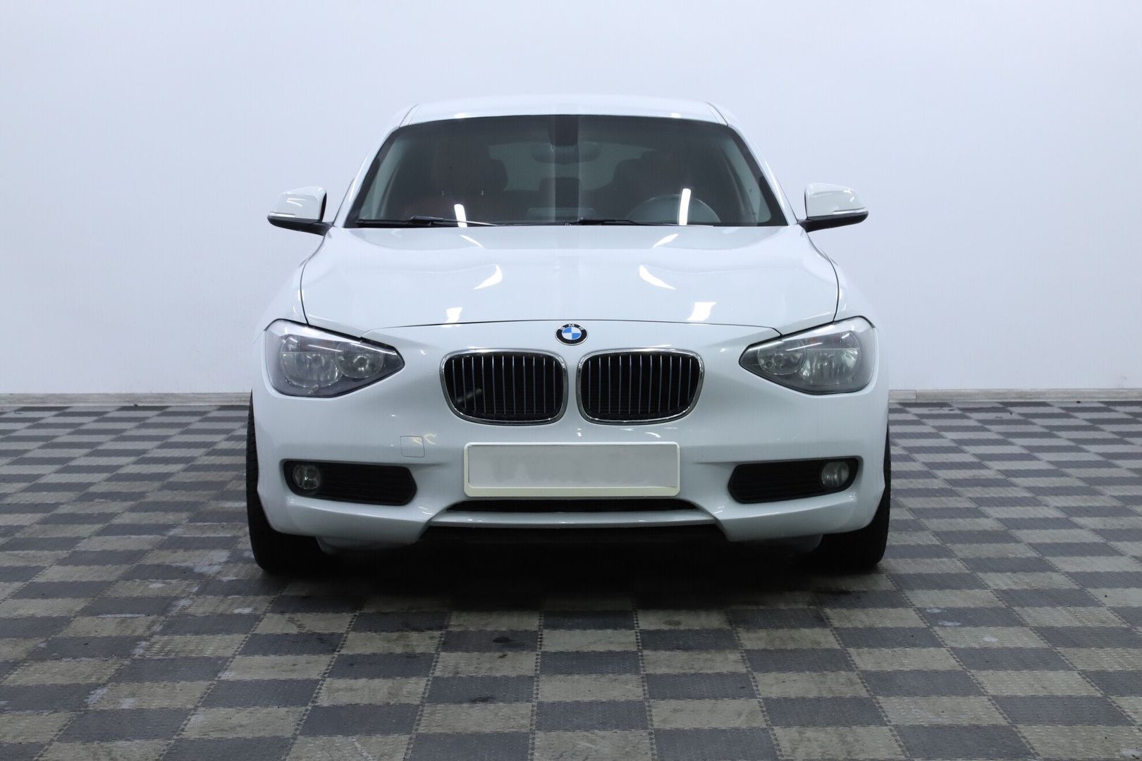 BMW 1 серии, II (F20/F21), 2012 фото 2