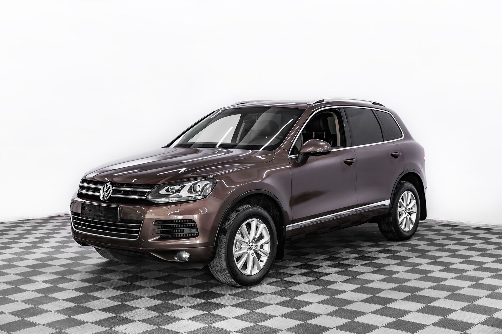 Volkswagen Touareg, II, 2012