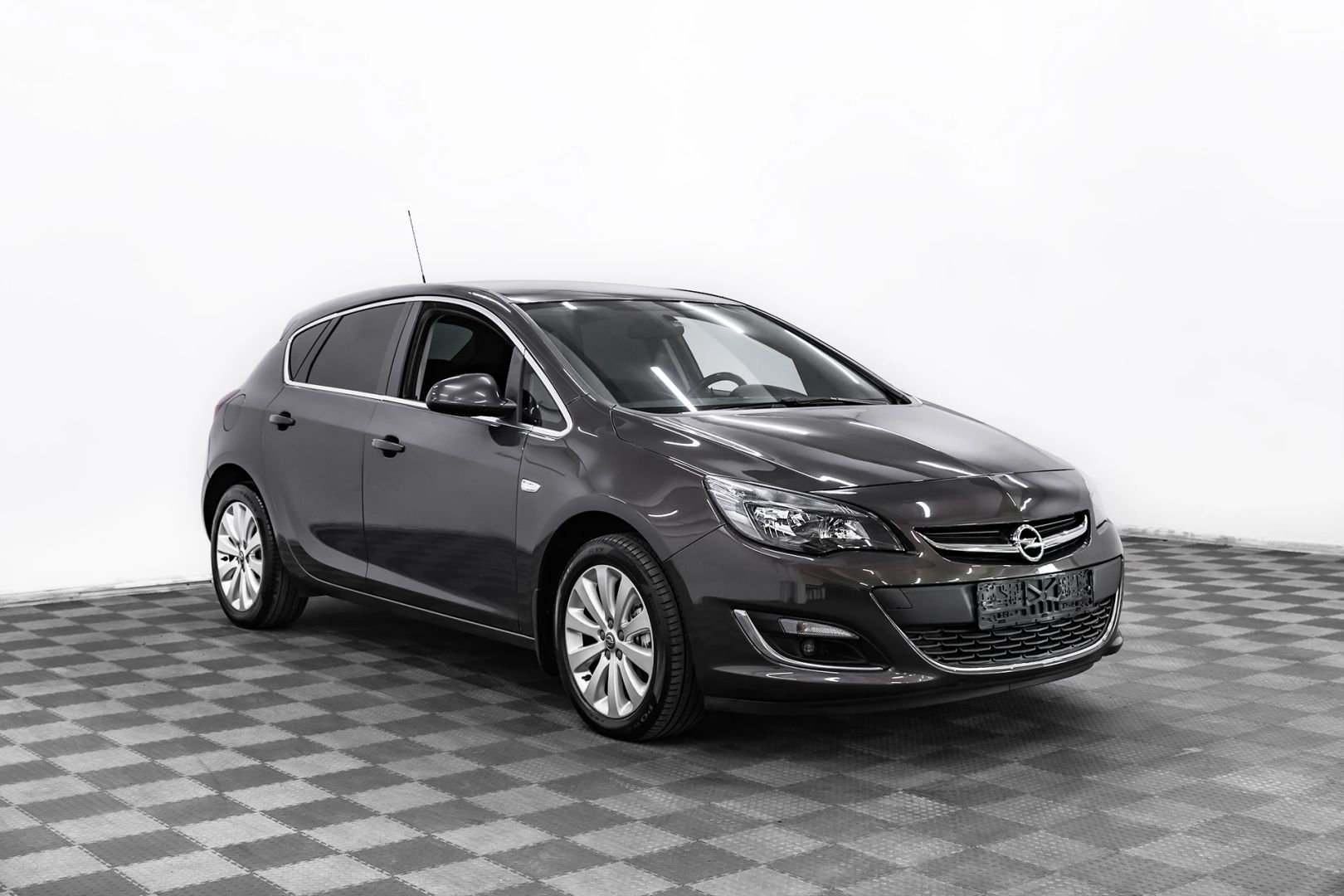 Opel Astra, J Рестайлинг, 2015 фото 3