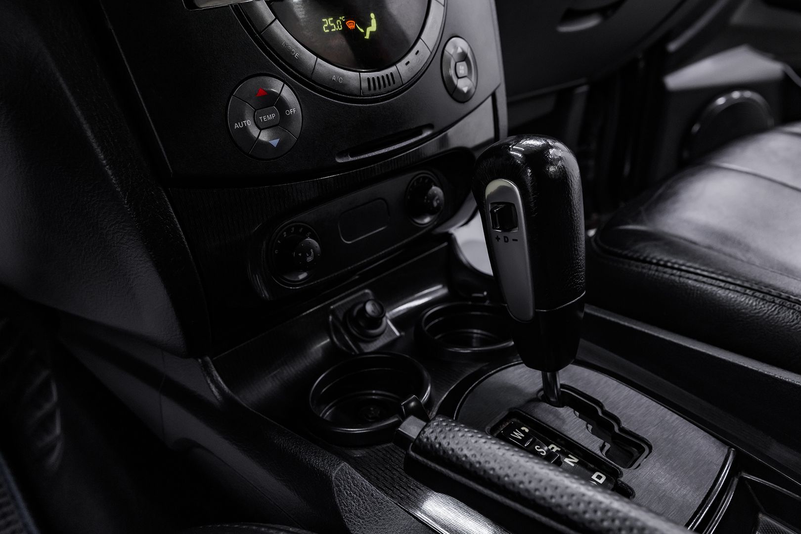 SsangYong Rexton, II, 2009 фото 14