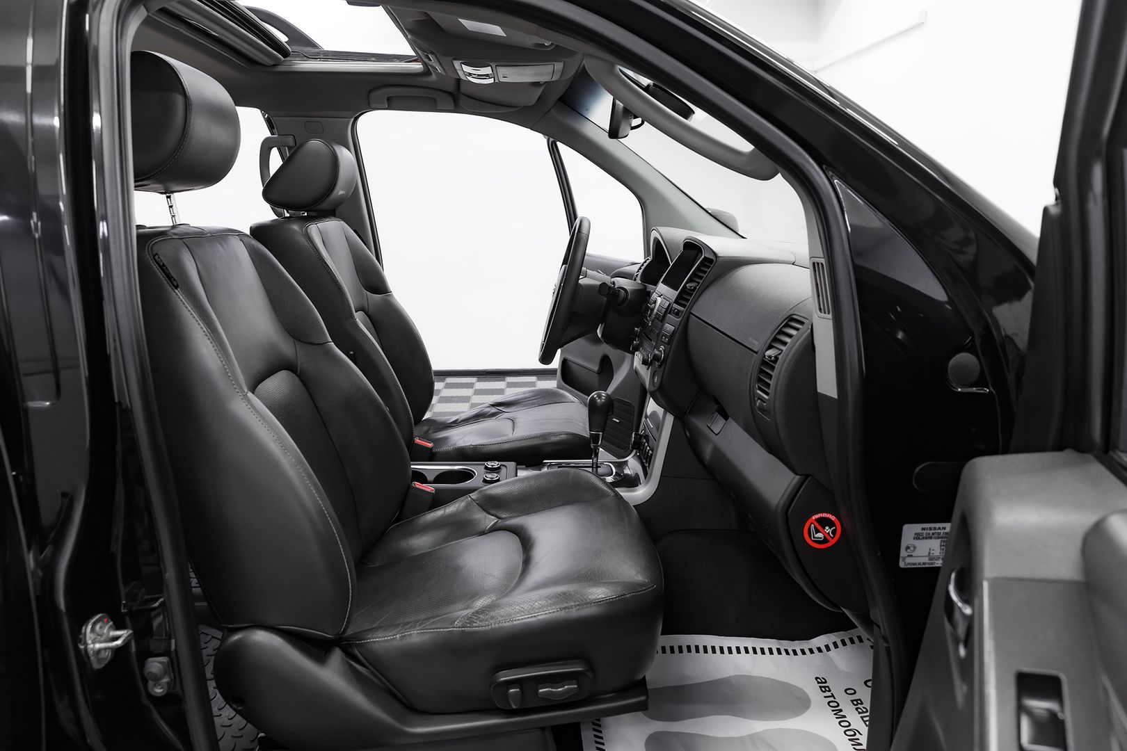 Nissan Pathfinder, III Рестайлинг, 2012 фото 15
