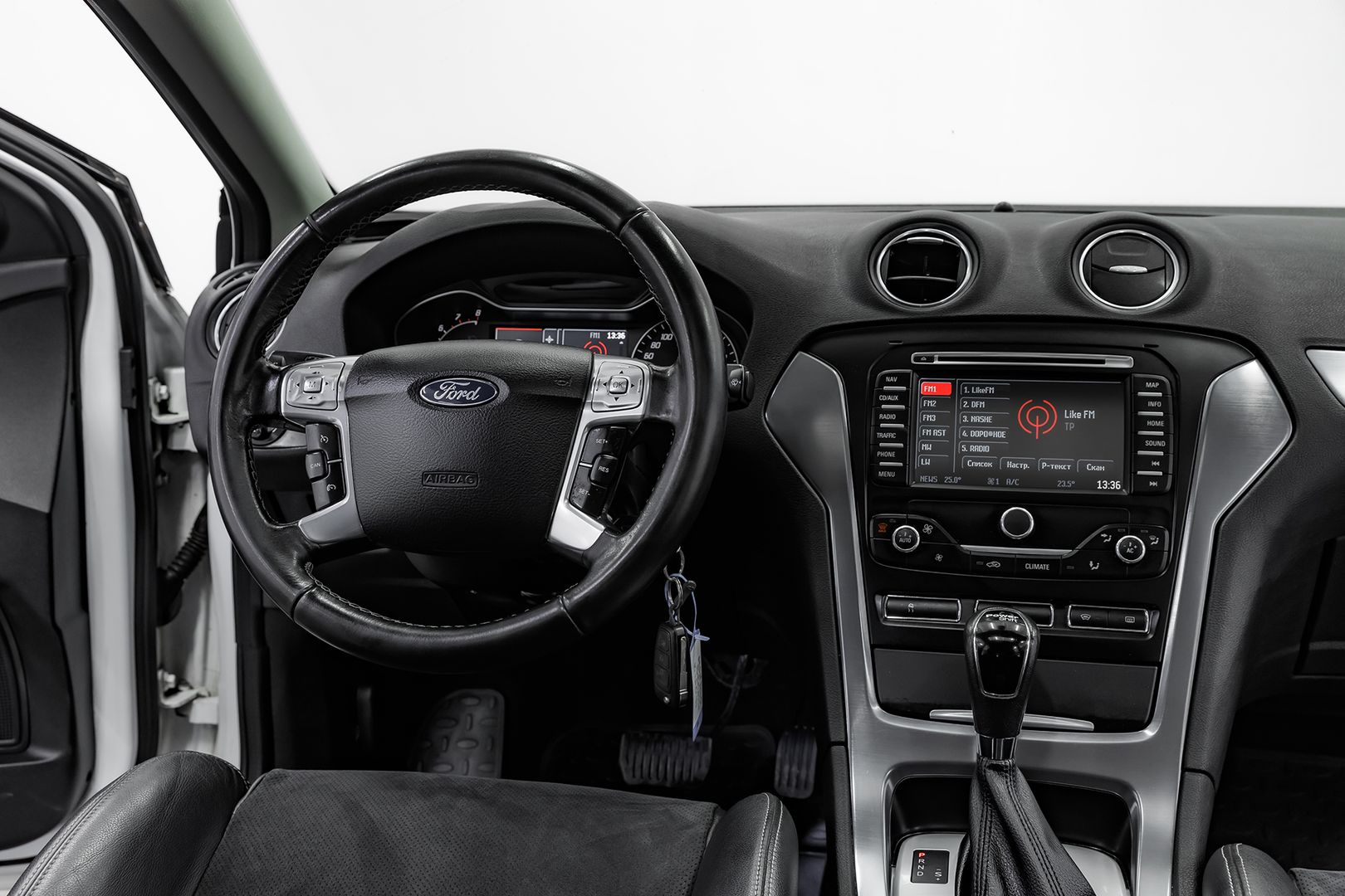 Ford Mondeo, IV Рестайлинг, 2012 фото 12