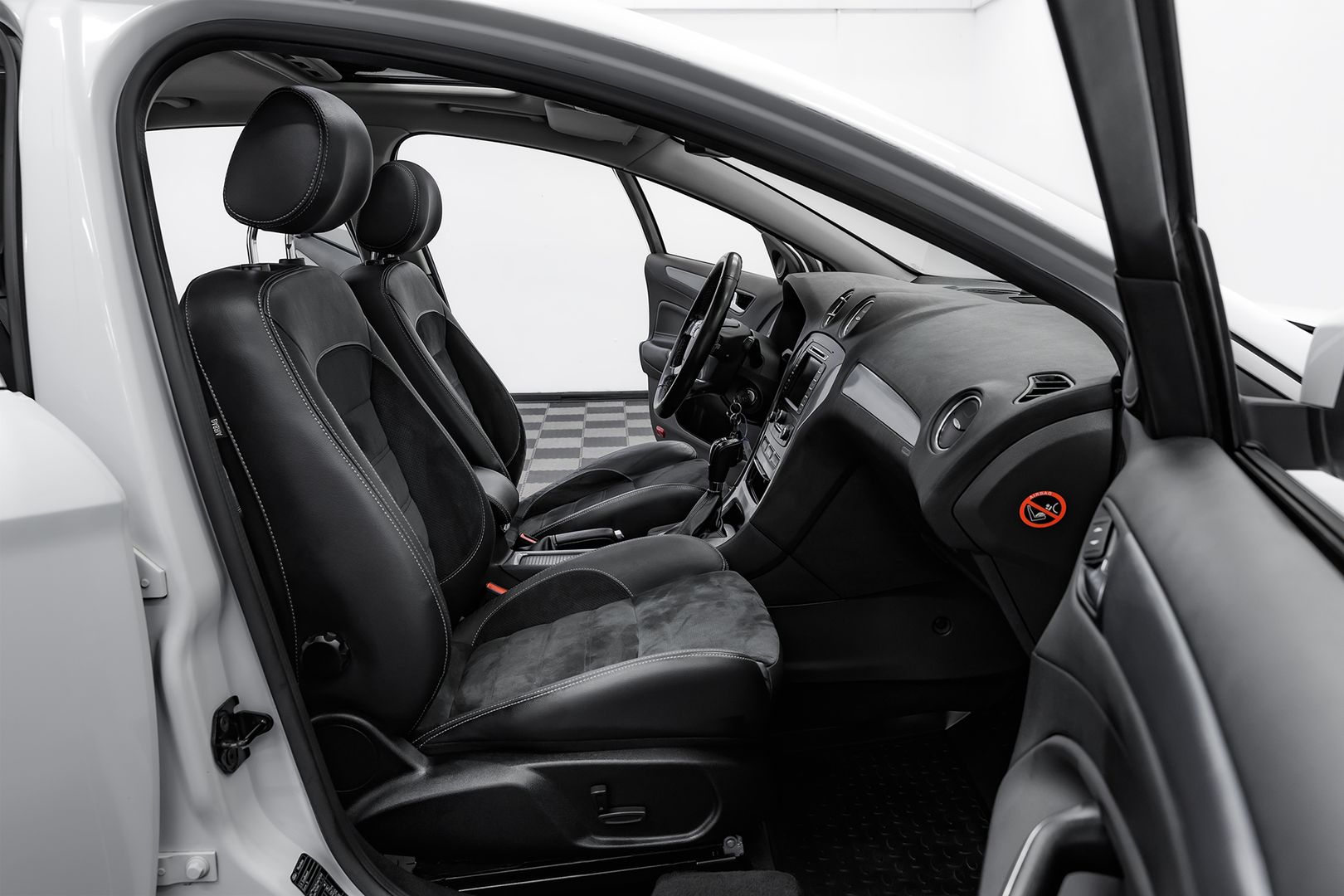 Ford Mondeo, IV Рестайлинг, 2012 фото 16