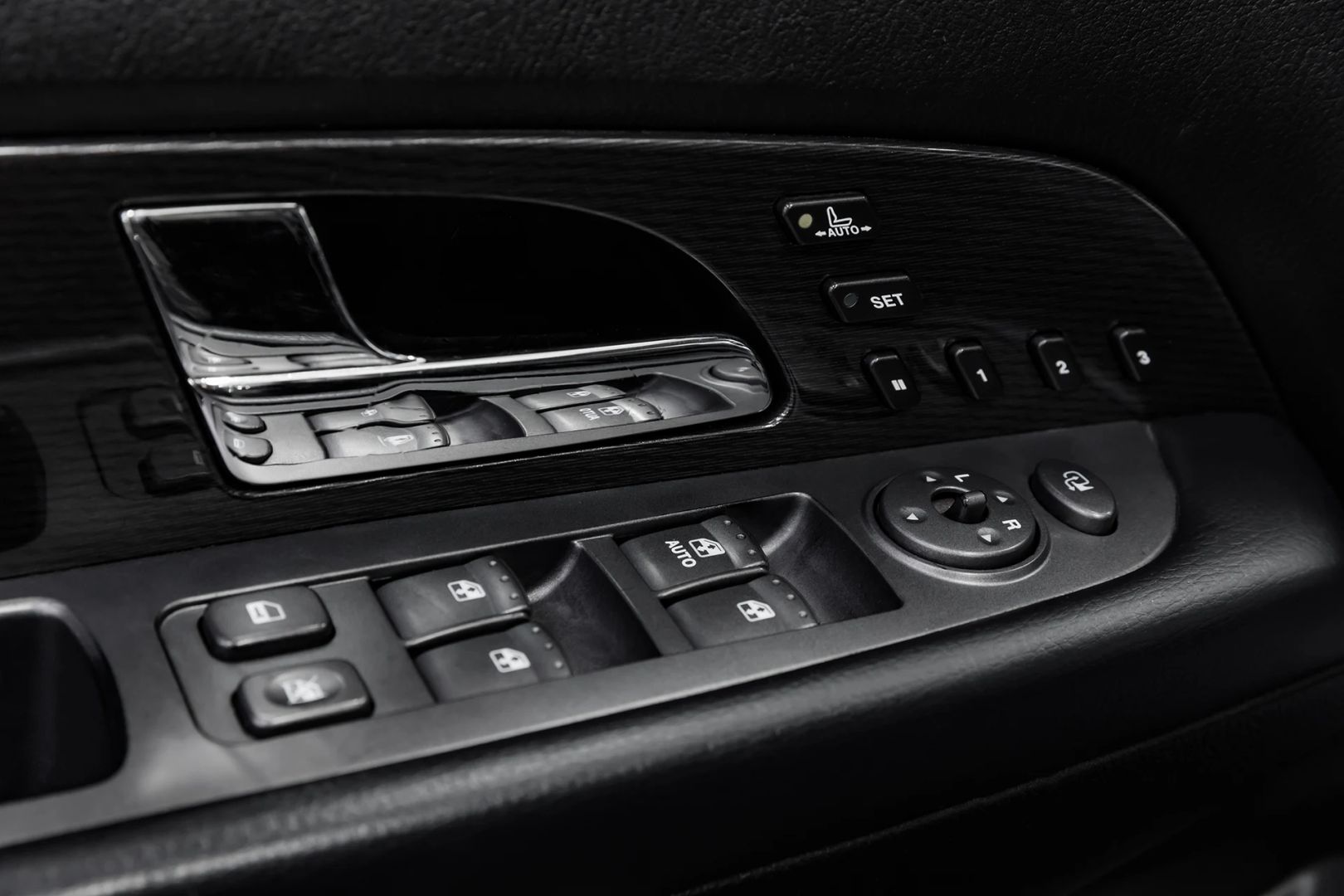 SsangYong Rexton, II, 2010 фото 8