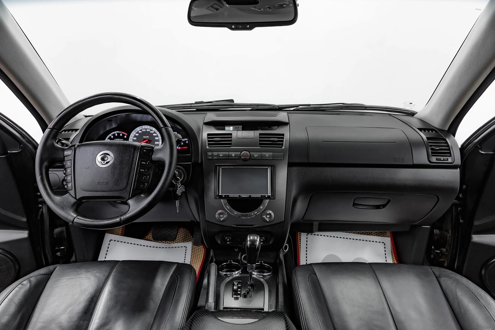 SsangYong Rexton, II, 2010 фото 13