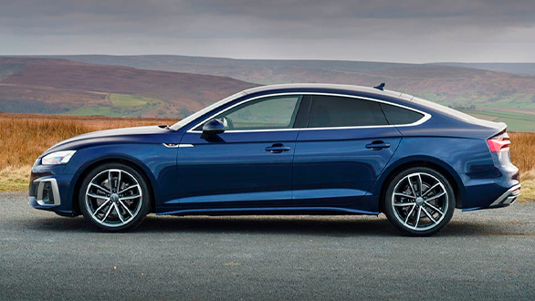 Фото Вид сбоку audi A5